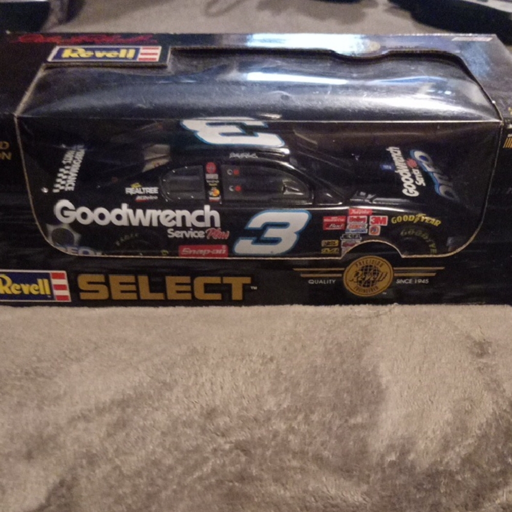 Nascar Revell Select Black and Blue Diecast Dale Earnhardt Oreo